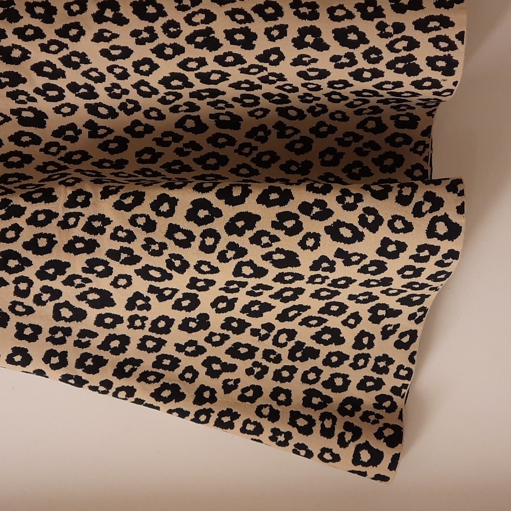 NWT, Theory Glossed Leopard Knit Skirt - Picture 4 of 15